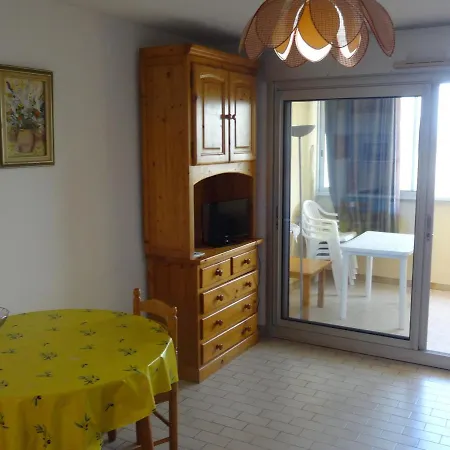 Appartement 30M² Face Mer Avec Parking Prive - Fr-1-472-110