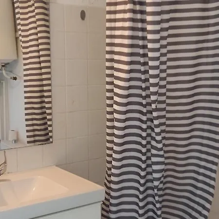 Appartement 30M² Face Mer Avec Parking Prive - Fr-1-472-110 Lejlighed Sète